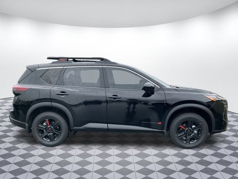 Used 2026 Nissan Rogue Rock Creek image 2