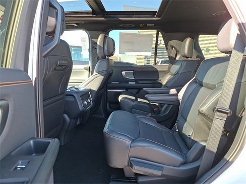 New 2026 Ford Expedition Tremor image 5