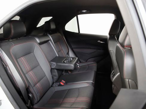 Used 2024 Chevrolet Equinox RS image 9