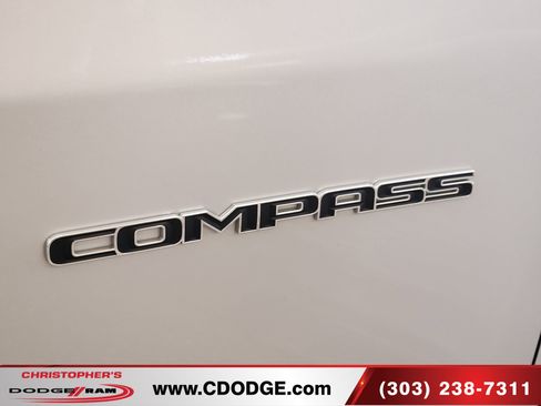 Used 2025 Jeep Compass Limited AWD/4WD image 23