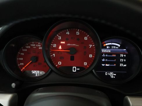 Used 2022 Porsche 718 Boxster RWD image 22