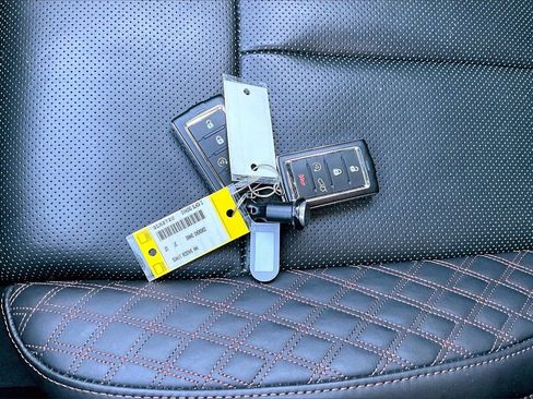 Certified 2023 Jeep Grand Cherokee Summit image 33