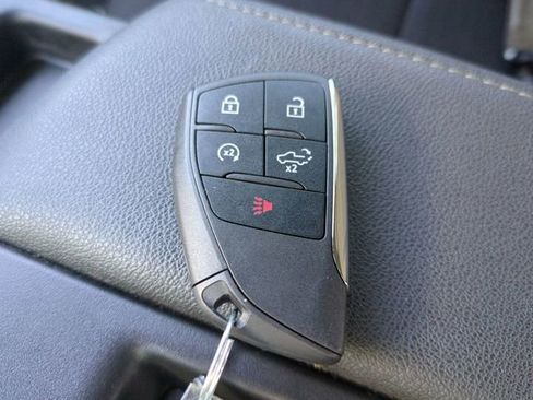 Used 2022 Chevrolet Silverado 1500 Custom RWD image 36