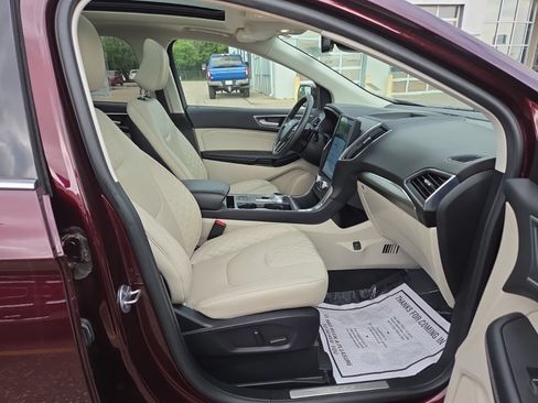 Used 2024 Ford Edge Titanium w/ Equipment Group 301A AWD/4WD image 13