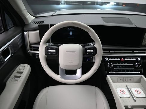 Used 2026 Hyundai Santa Fe SE AWD/4WD image 23