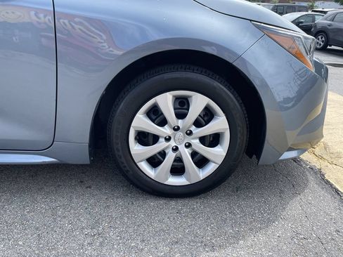 Certified 2025 Toyota Corolla LE FWD image 11