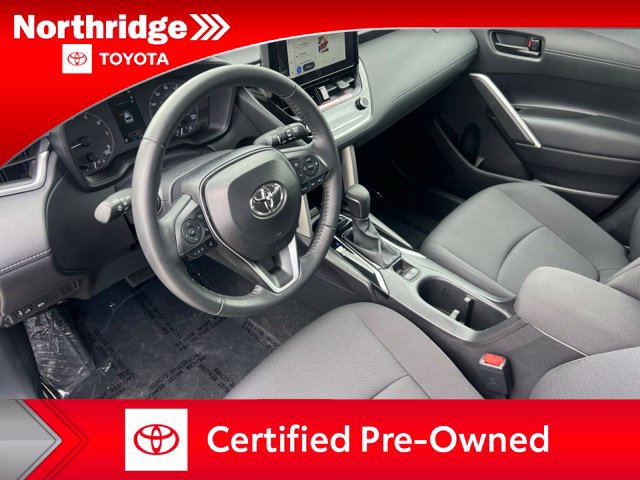 Certified 2025 Toyota Corolla Cross LE FWD image 13