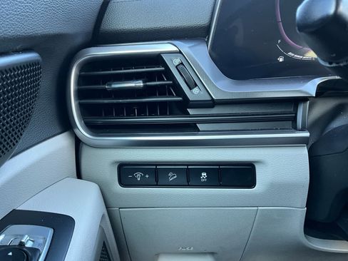 Used 2024 Kia Telluride S w/ S Sunroof Package image 21