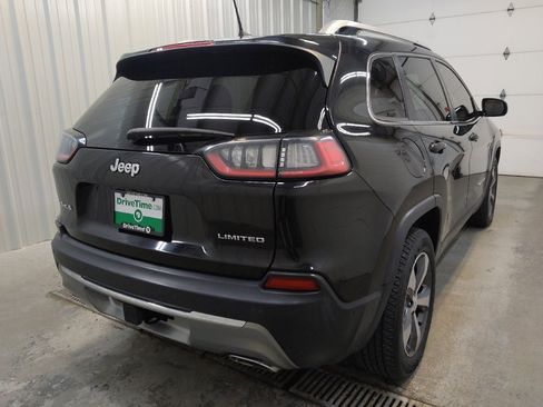 Used 2019 Jeep Cherokee Limited w/ Luxury Group image 9