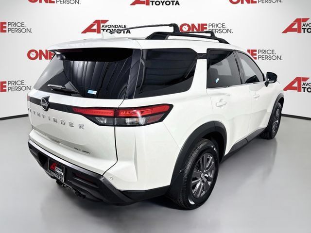 Used 2023 Nissan Pathfinder SV w/ SV Premium Package AWD/4WD image 7