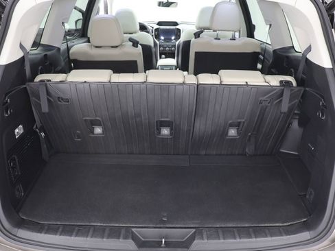 Used 2022 Subaru Ascent Limited w/ Technology Package image 35
