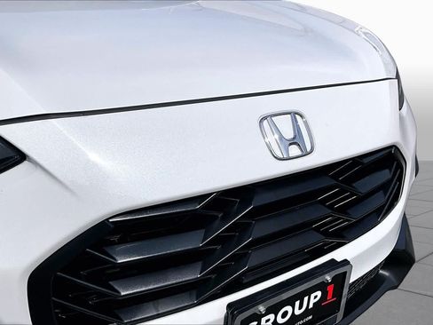 Used 2024 Honda HR-V Sport image 30