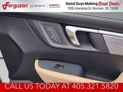 New 2027 Buick Enclave Preferred w/ Power Package AWD/4WD image 39