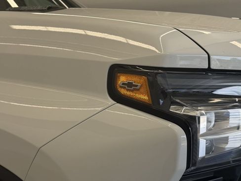 Used 2024 Chevrolet Silverado 3500 LTZ w/ LTZ Plus Package AWD/4WD image 10