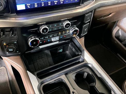 Certified 2024 Ford F250 King Ranch w/ Chrome Package AWD/4WD image 23