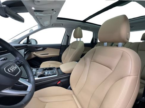 Used 2023 Audi Q7 2.0T Premium Plus w/ Premium Plus Package AWD/4WD image 19