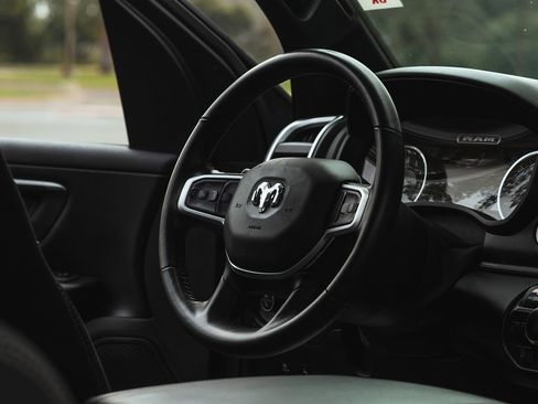 Used 2021 RAM 1500 Big Horn image 24