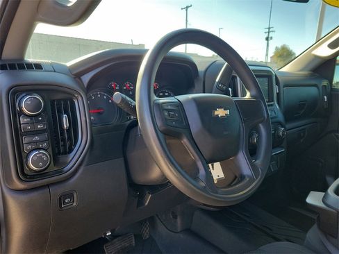 Used 2020 Chevrolet Silverado 1500 Custom w/ Custom Value Package image 19