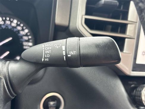 Used 2023 Toyota Tundra Limited w/ Power Package image 28