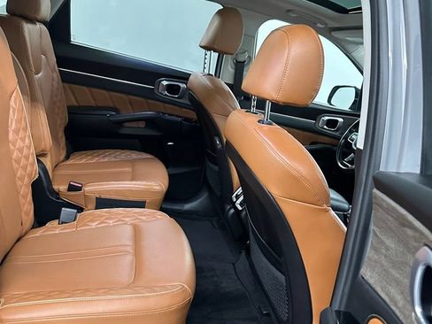 Used 2022 Kia Sorento SX Prestige w/ Rust Color Package AWD/4WD image 37