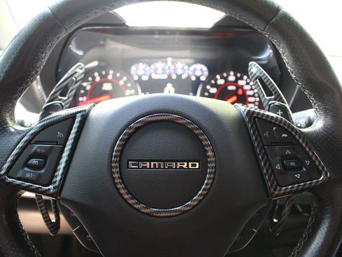 Used 2019 Chevrolet Camaro SS image 31