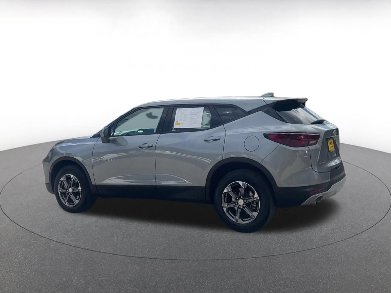 Used 2026 Chevrolet Blazer LT FWD image 10