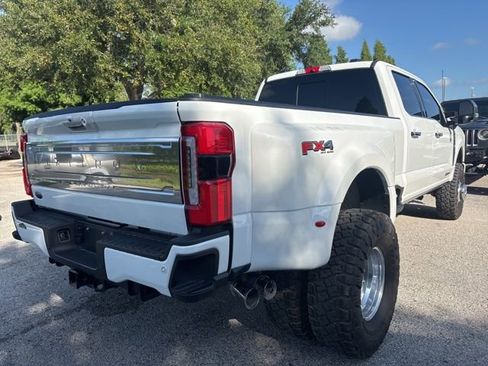 Used 2024 Ford F350 Platinum w/ FX4 Off-Road Package AWD/4WD image 5