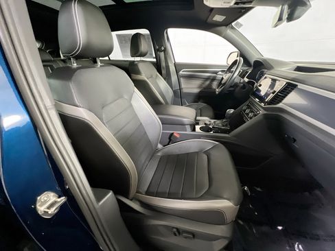 Used 2023 Volkswagen Atlas Cross Sport SEL Premium R-Line image 27