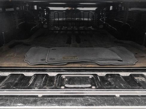 Used 2023 Jeep Gladiator Mojave w/ Cold Weather Group image 32