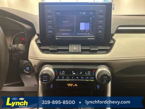 Used 2021 Toyota RAV4 XLE AWD/4WD image 11