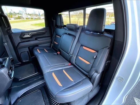 Used 2023 GMC Sierra 1500 AT4 w/ AT4 Premium Package AWD/4WD image 21