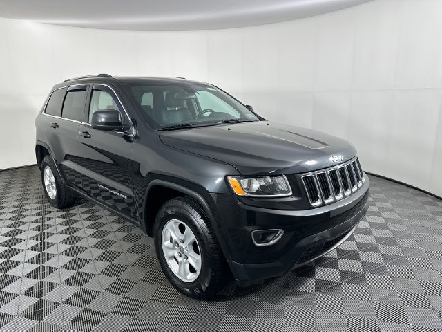 Used 2015 Jeep Grand Cherokee Laredo w/ Quick Order Package 23E AWD/4WD image 2