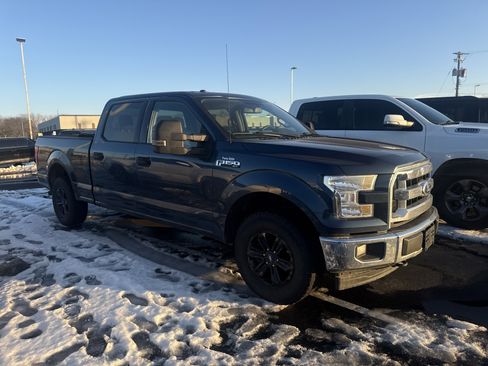 Used 2017 Ford F150 XLT w/ Equipment Group 301A Mid image 6
