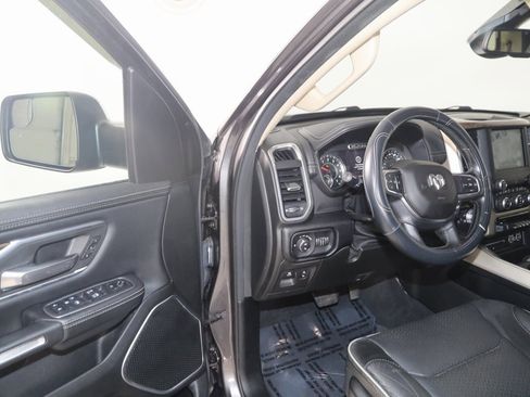 Used 2019 RAM 1500 Laramie image 45