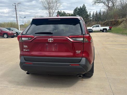 Used 2023 Toyota RAV4 XLE w/ Convenience Package image 11