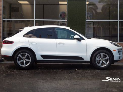 Used 2018 Porsche Macan image 5