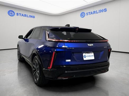 Used 2025 Cadillac Lyriq Sport image 6