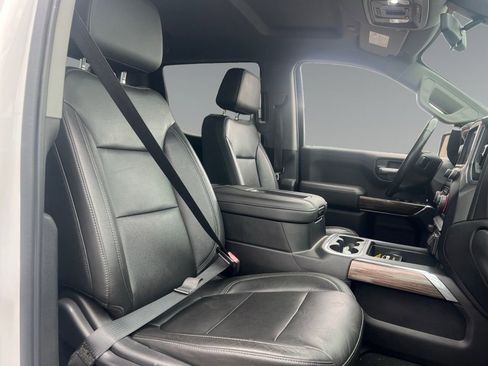 Used 2019 Chevrolet Silverado 1500 LT Trail Boss image 15