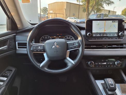 Used 2022 Mitsubishi Outlander SEL AWD/4WD image 15