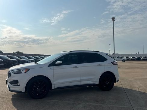 Used 2020 Ford Edge ST-Line FWD image 12