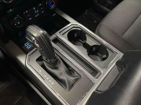 Used 2018 Ford F150 XLT w/ Equipment Group 302A Luxury AWD/4WD image 24