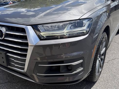 Used 2018 Audi Q7 3.0T Premium Plus w/ Premium Plus Package AWD/4WD image 9