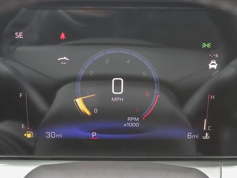 New 2026 Chevrolet Trax LT w/ Sunroof Package image 22