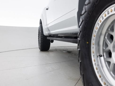 Used 2018 Ford F150 Raptor w/ Equipment Group 802A Luxury image 21