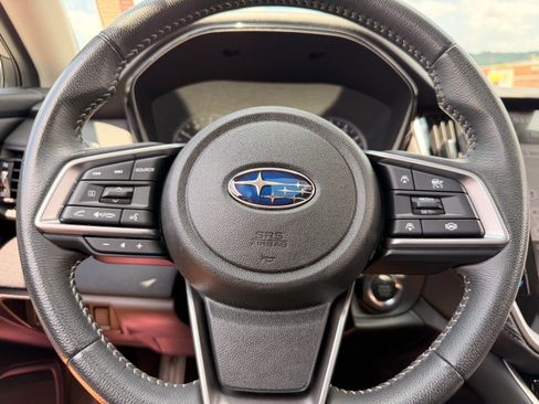 Used 2024 Subaru Outback Premium AWD/4WD image 16