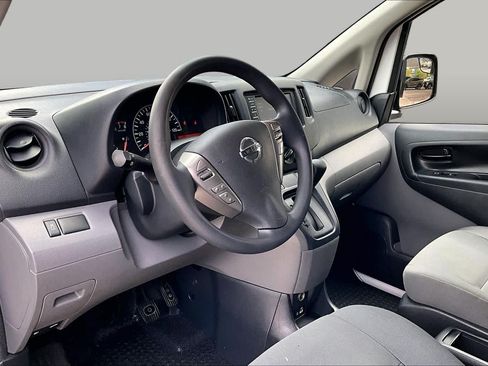 Used 2021 Nissan NV200 S FWD image 17
