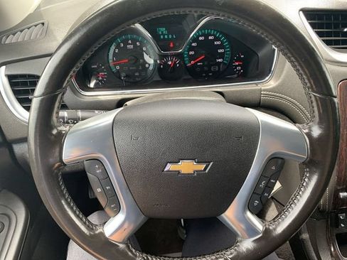 Used 2015 Chevrolet Traverse LT w/ Style and Technology Package AWD/4WD image 19