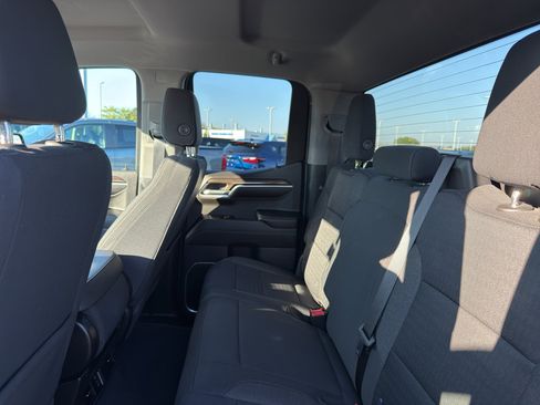 Used 2022 Chevrolet Silverado 1500 LT image 33