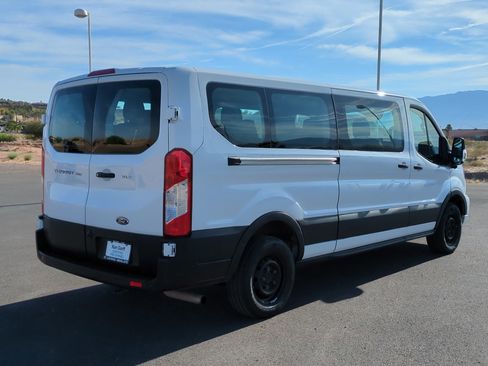 Used 2023 Ford Transit 350 XLT RWD image 3