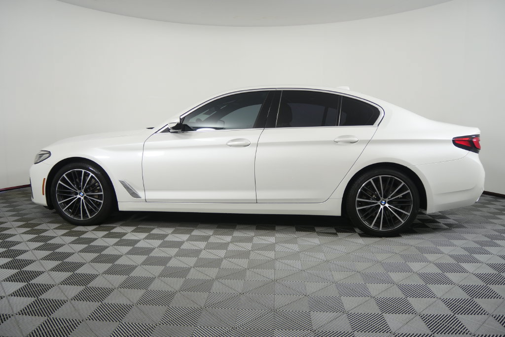 Used 2021 BMW 530i w/ Convenience Package RWD image 7